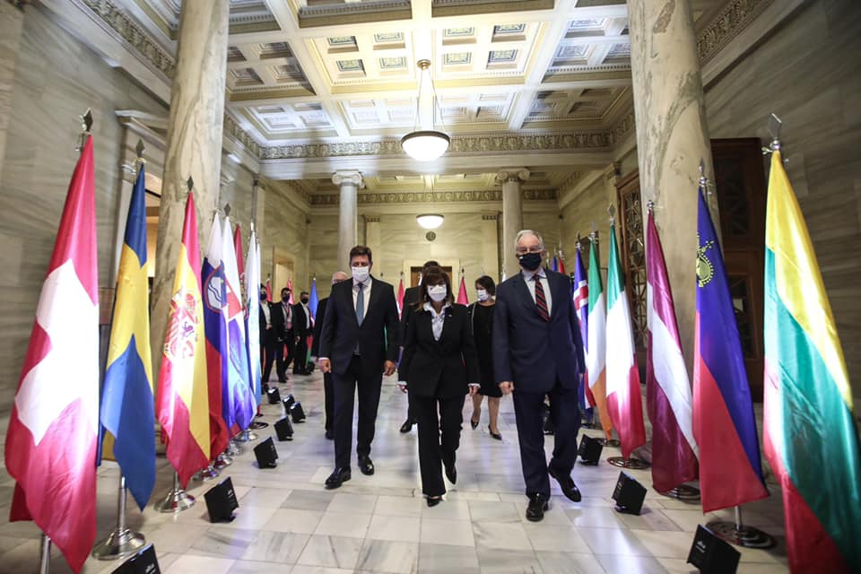 Η Πρόεδρος της Δημοκρατίας Κατερίνα Σακελλαροπούλου παρέστη στην επετειακή εκδήλωση για τη συμπλήρωση 70 χρόνων από την υπογραφή της Ευρωπαϊκής Σύμβασης των Δικαιωμάτων του Ανθρώπου,